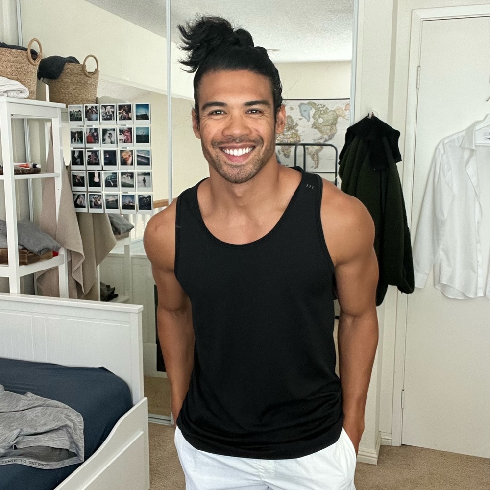 LULULEMON • Men’s Triple Vented Tank Top (Newest model), Medium
